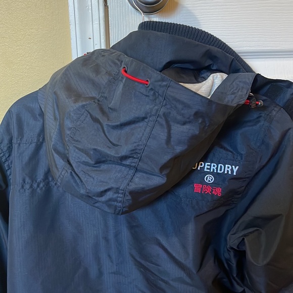 SIZE R SuperDry jacket - Picture 5 of 7